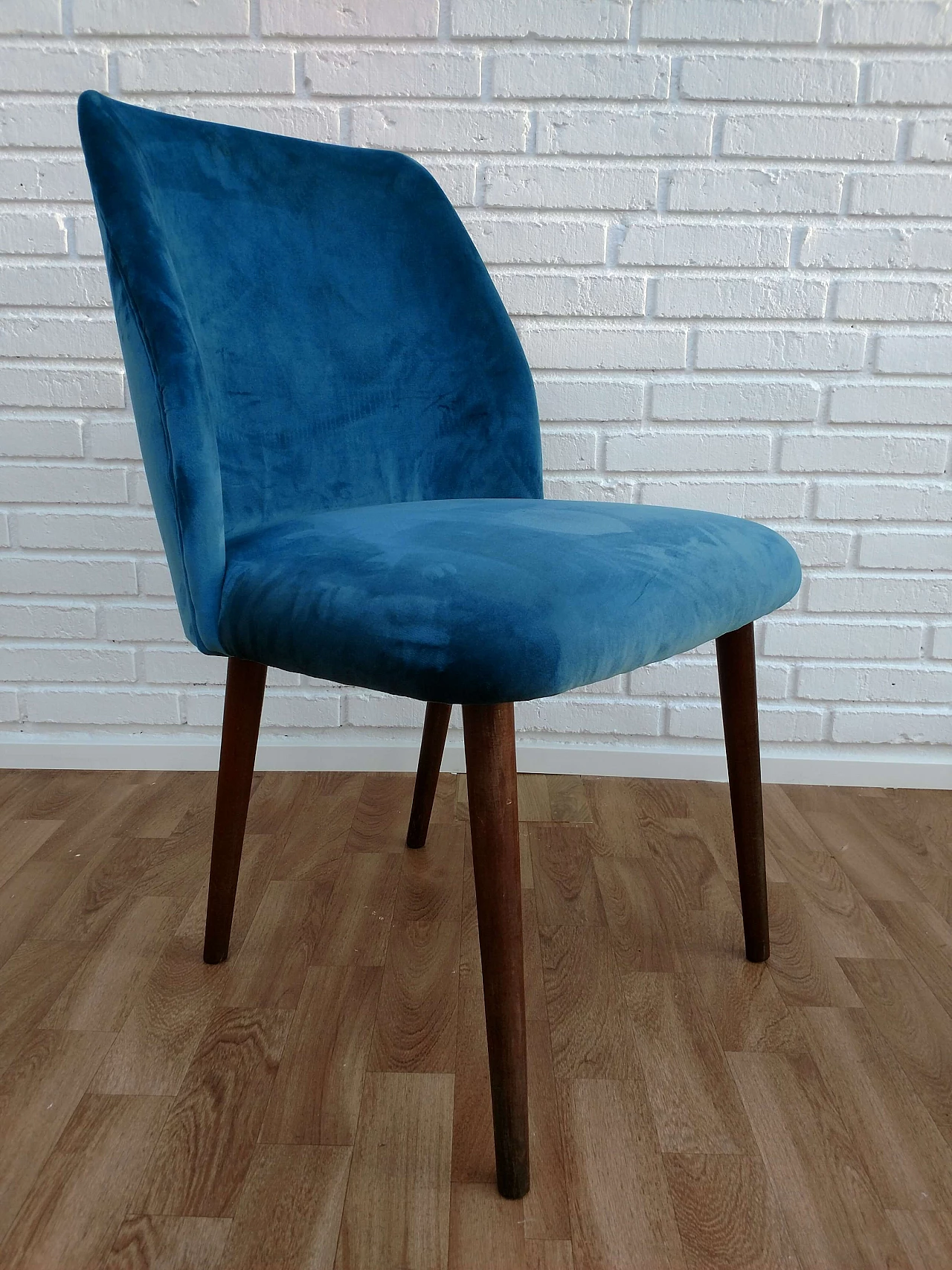 Little retro armchair, velvet, stained beech legs, 60s 1064764