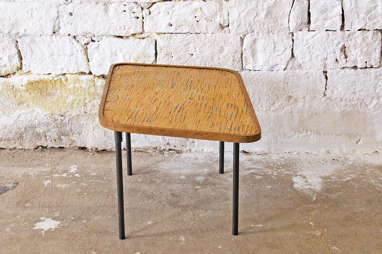 Tavolino in ferro con piano in ceramica, anni '50 1064926