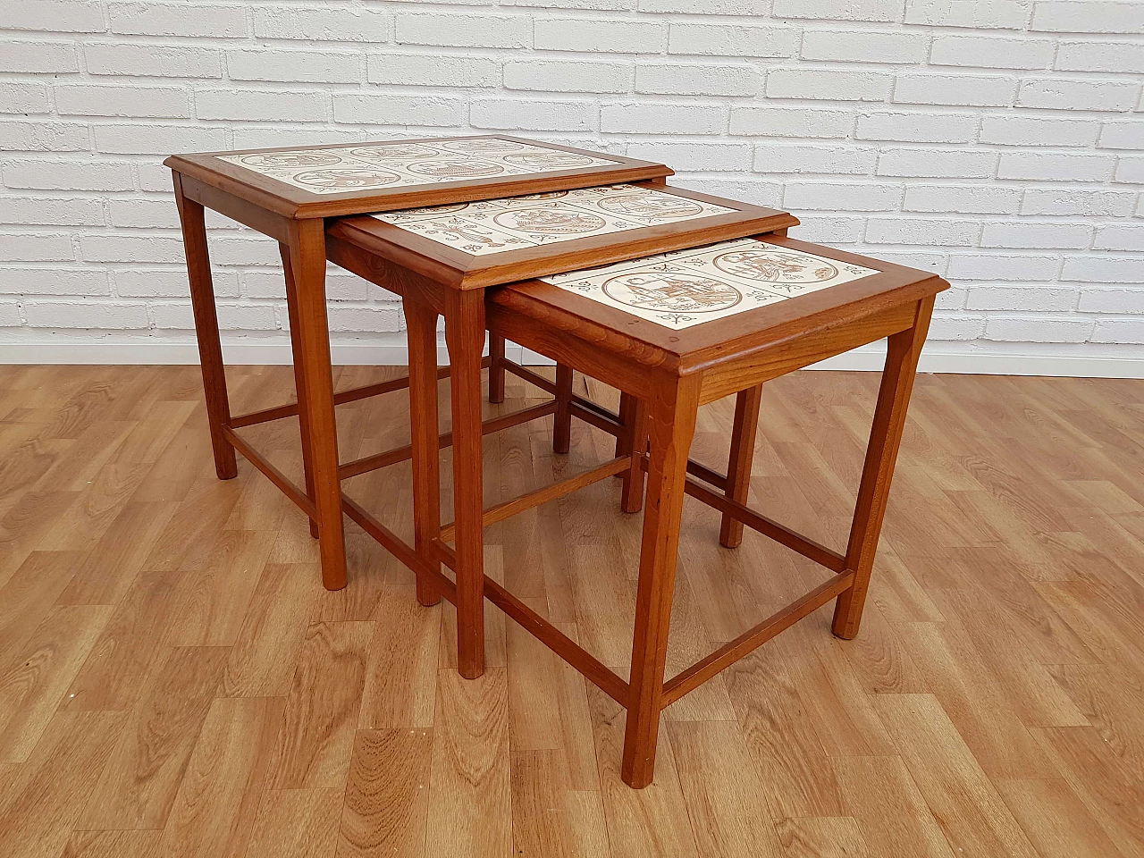 Nesting table, 60s, danish design, hand-painted ceramic tiles, teak wood 1064944