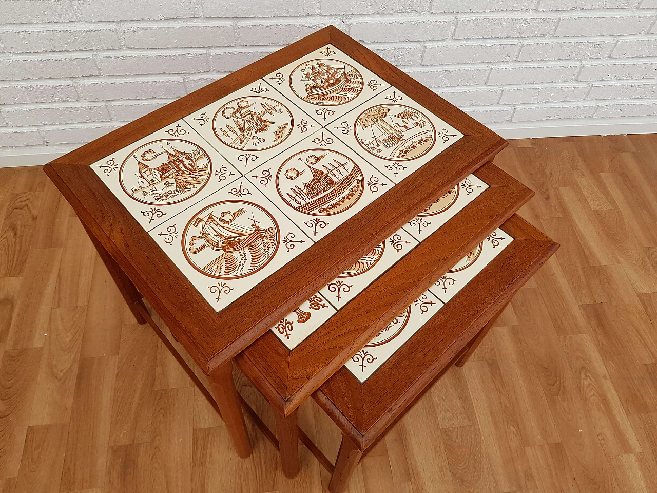 Nesting table, 60s, danish design, hand-painted ceramic tiles, teak wood 1064948