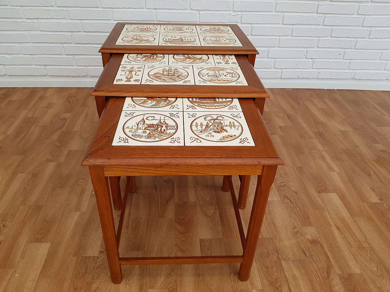 Nesting table, 60s, danish design, hand-painted ceramic tiles, teak wood 1064956