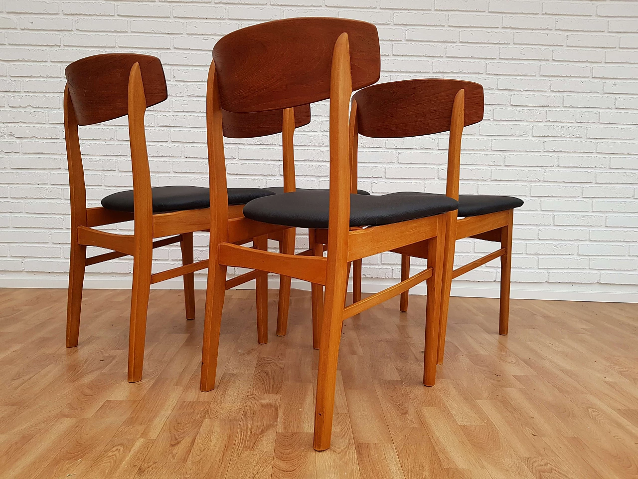 Danish design,4 dining chairs, teak, beech wood, completely restored 1065127