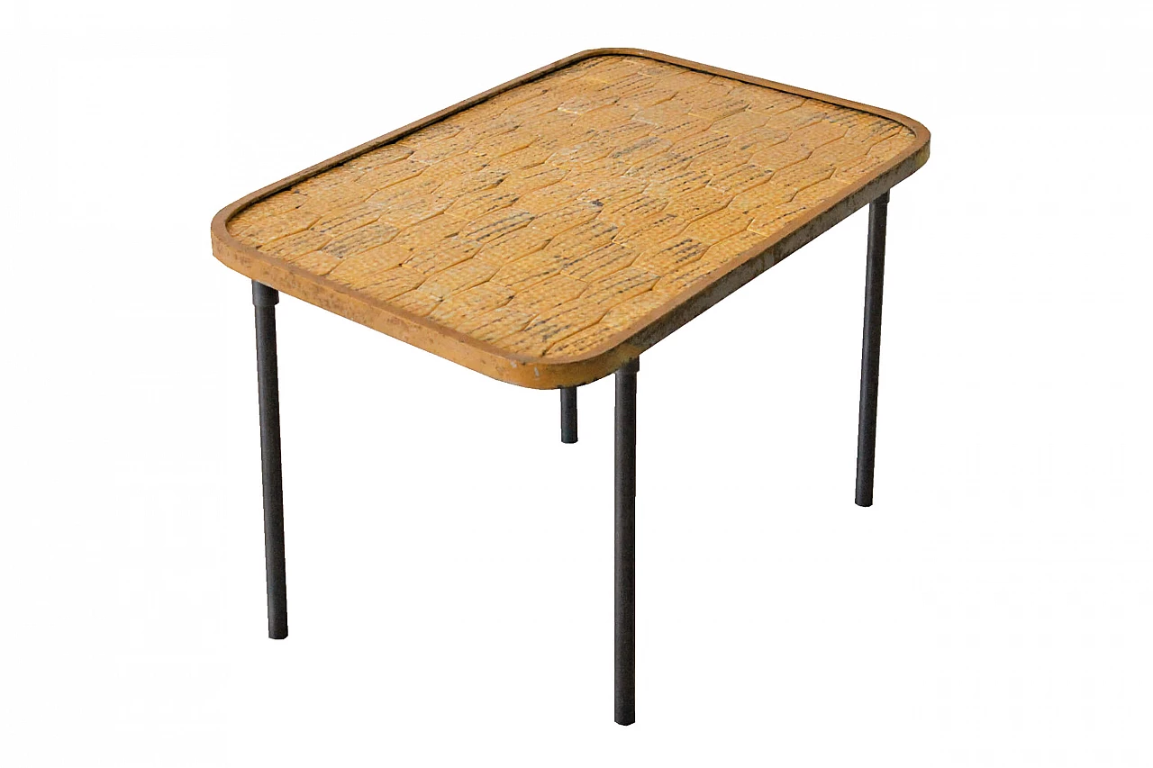 Tavolino in ferro con piano in ceramica, anni '50 1065143