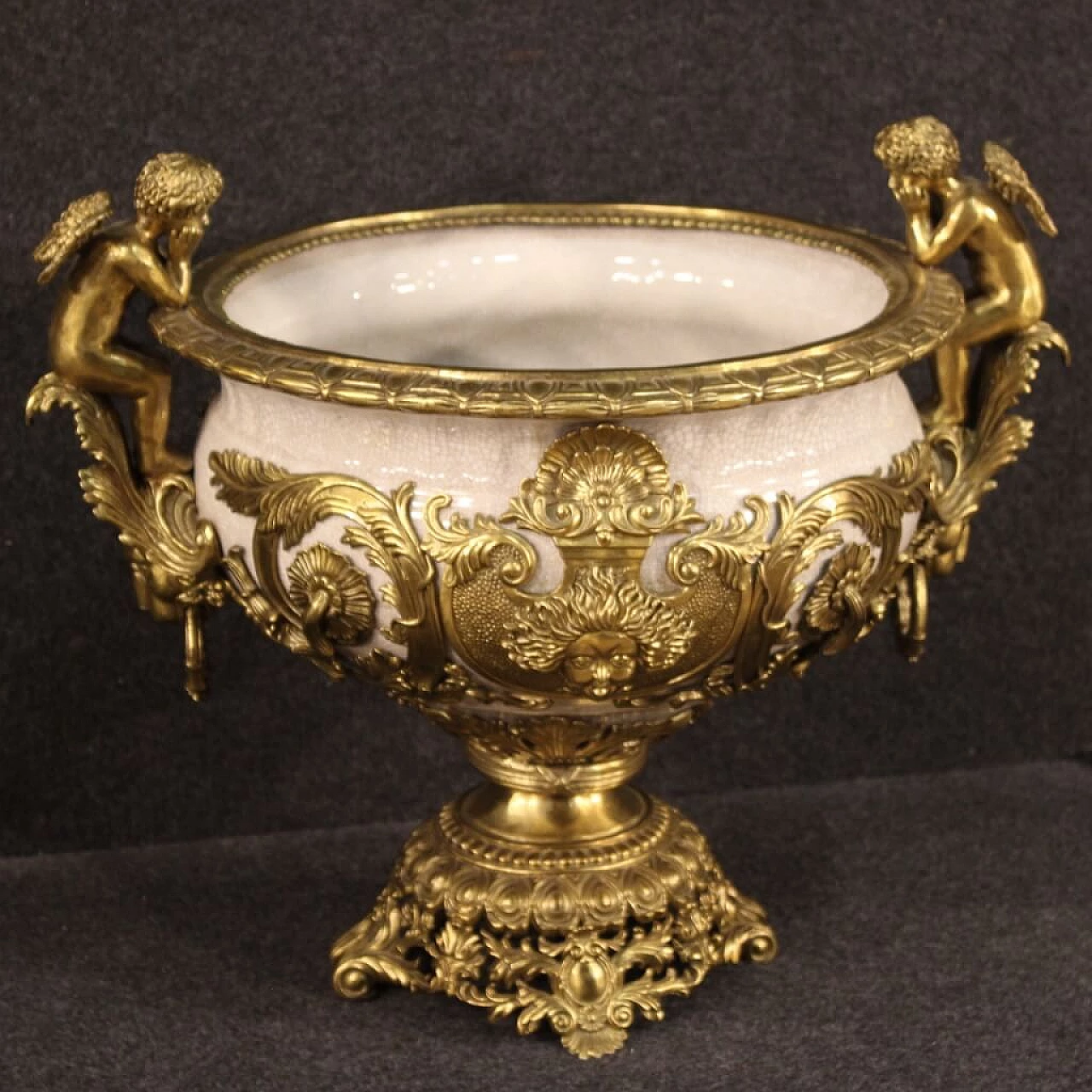 Coppa francese in ceramica e metallo dorato 1065243