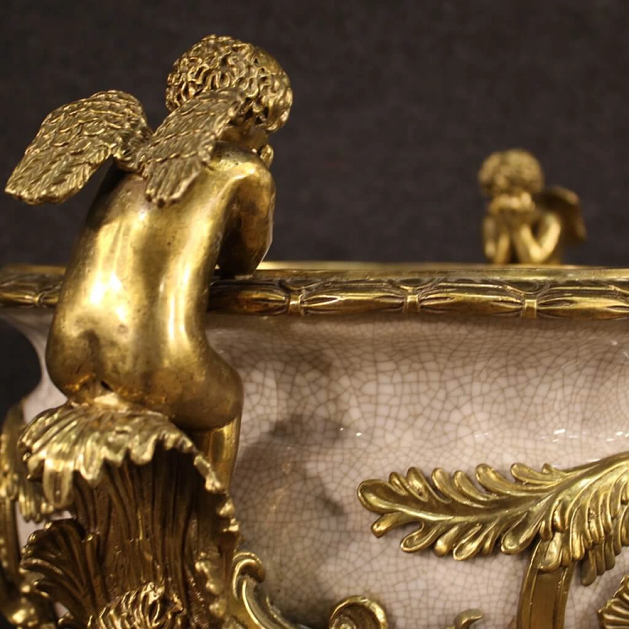 Coppa francese in ceramica e metallo dorato 1065250