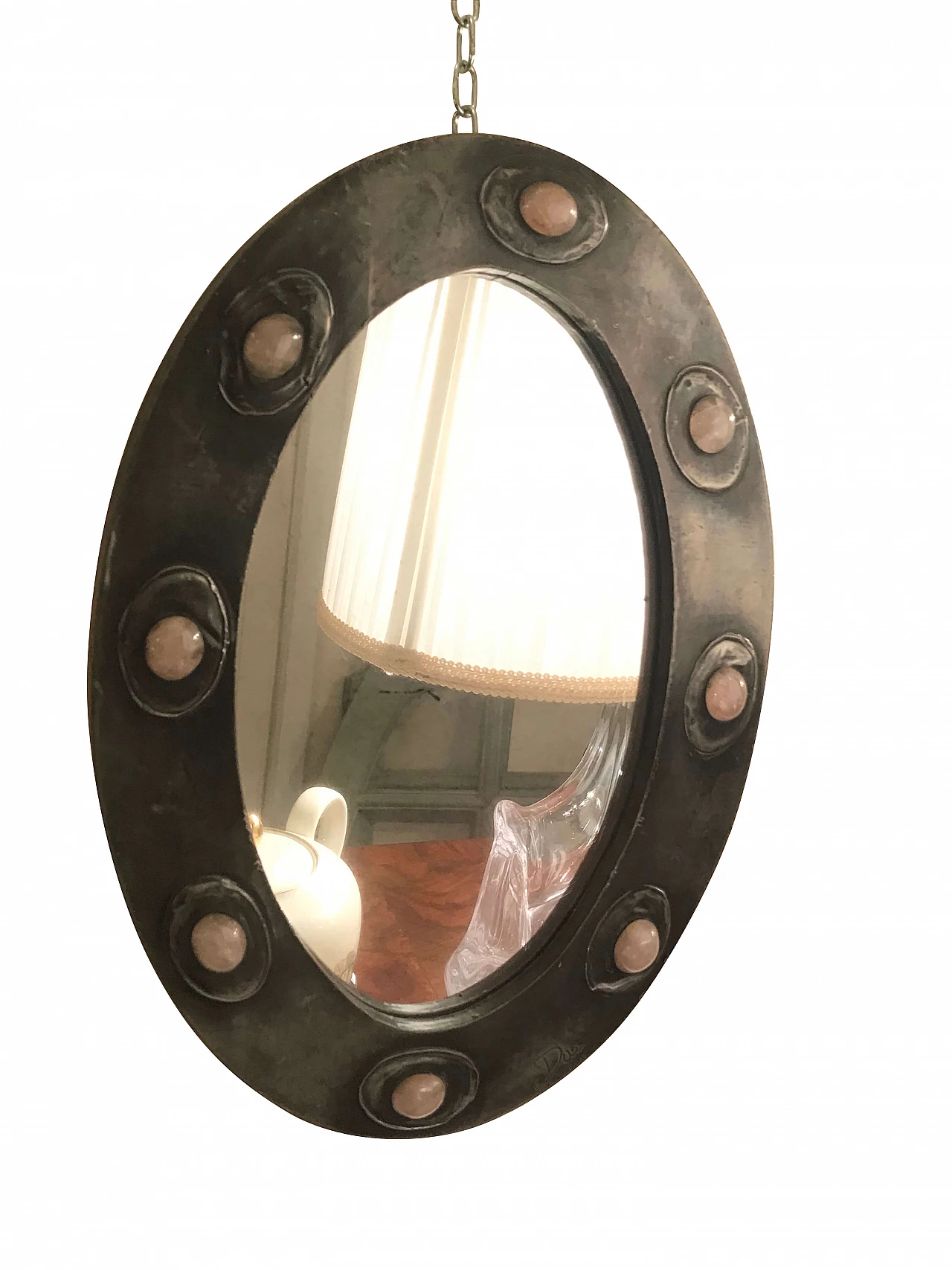 Piccolo specchio ovale con cornice in metallo e pietre, anni '40 1065758
