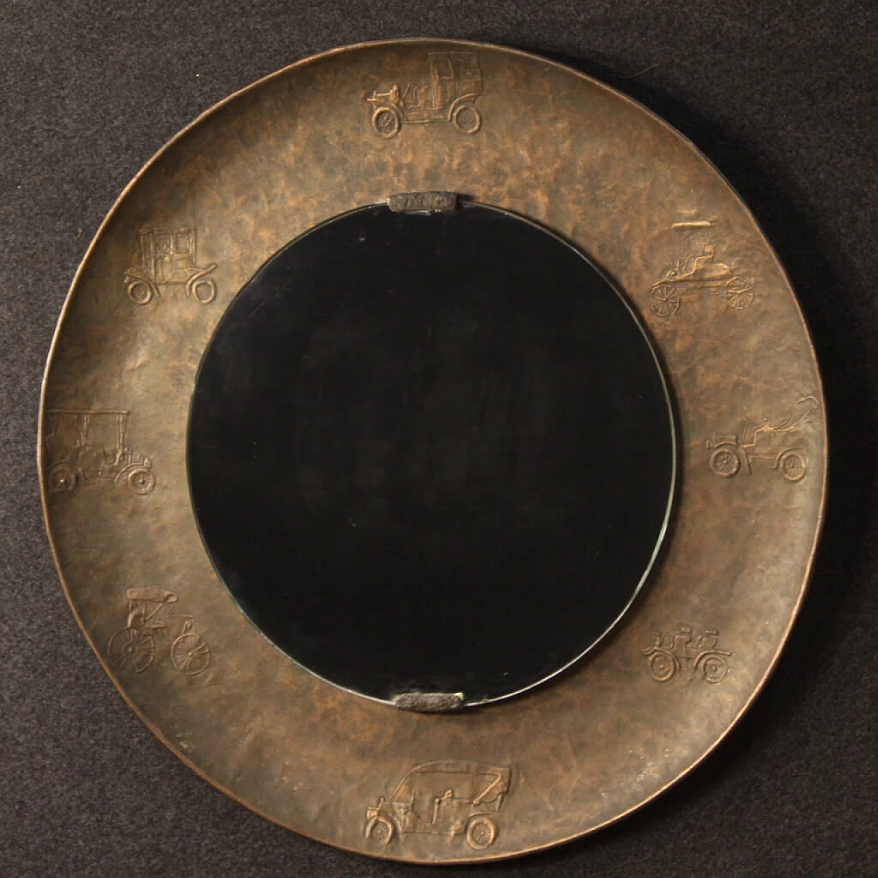Bragalini Italian mirror in chiselled brass 1066151