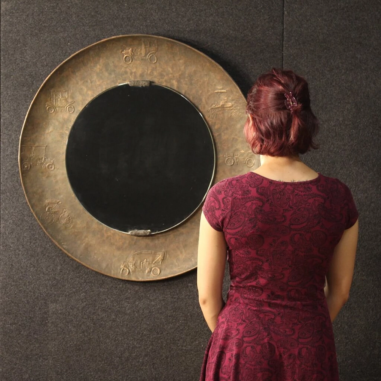 Bragalini Italian mirror in chiselled brass 1066154