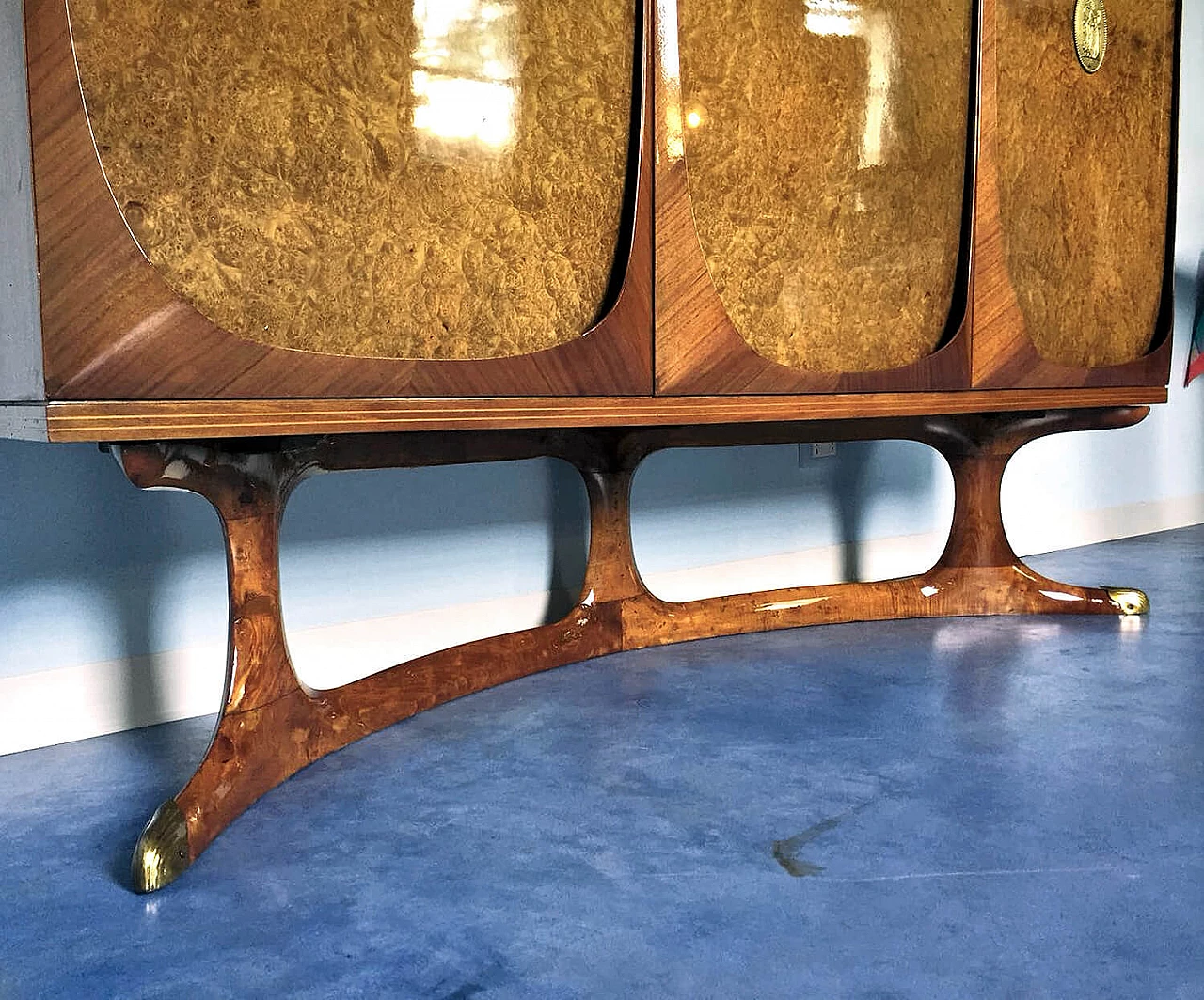 Italian sideboard with three doors made of birch-root briarwood from Dassi, 1950s 1066502