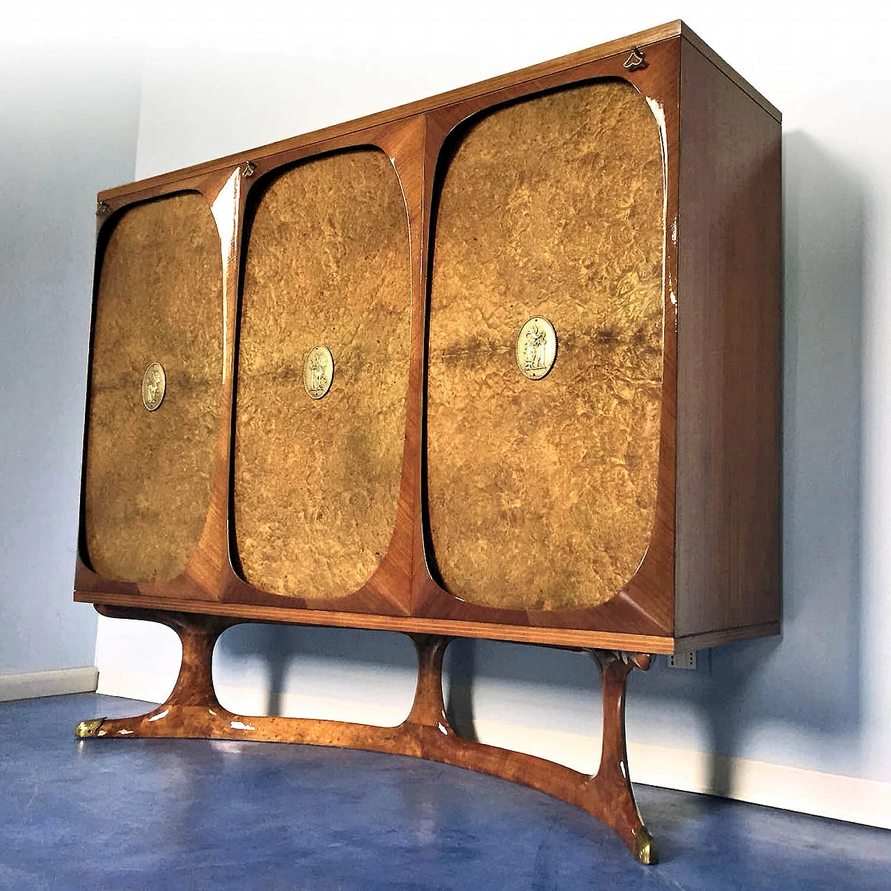 Italian sideboard with three doors made of birch-root briarwood from Dassi, 1950s 1066509