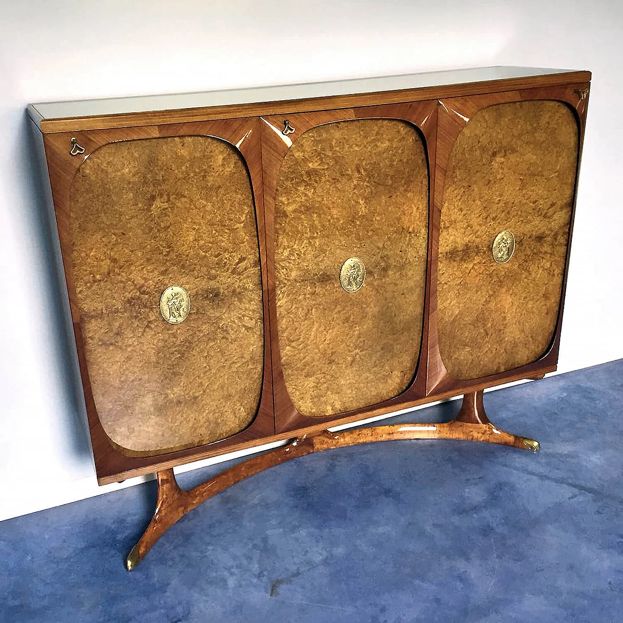 Italian sideboard with three doors made of birch-root briarwood from Dassi, 1950s 1066510
