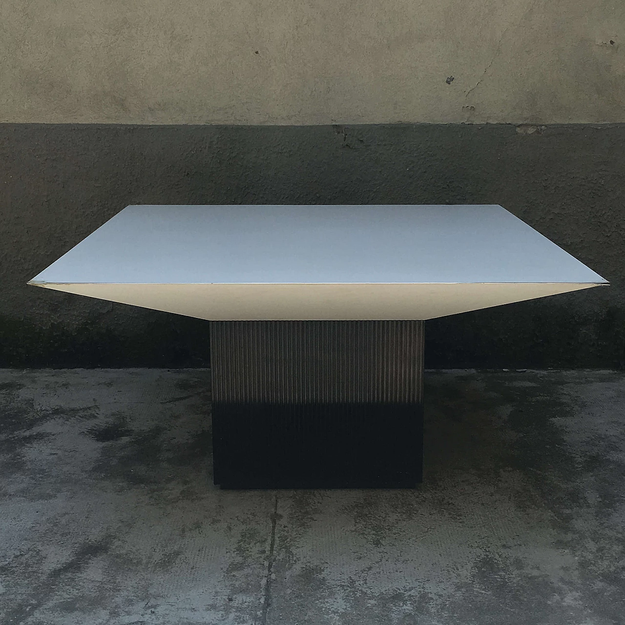 Very rare Park Avenue squared table by Sergio Asti for Knoll, Italy, 70s 1066589