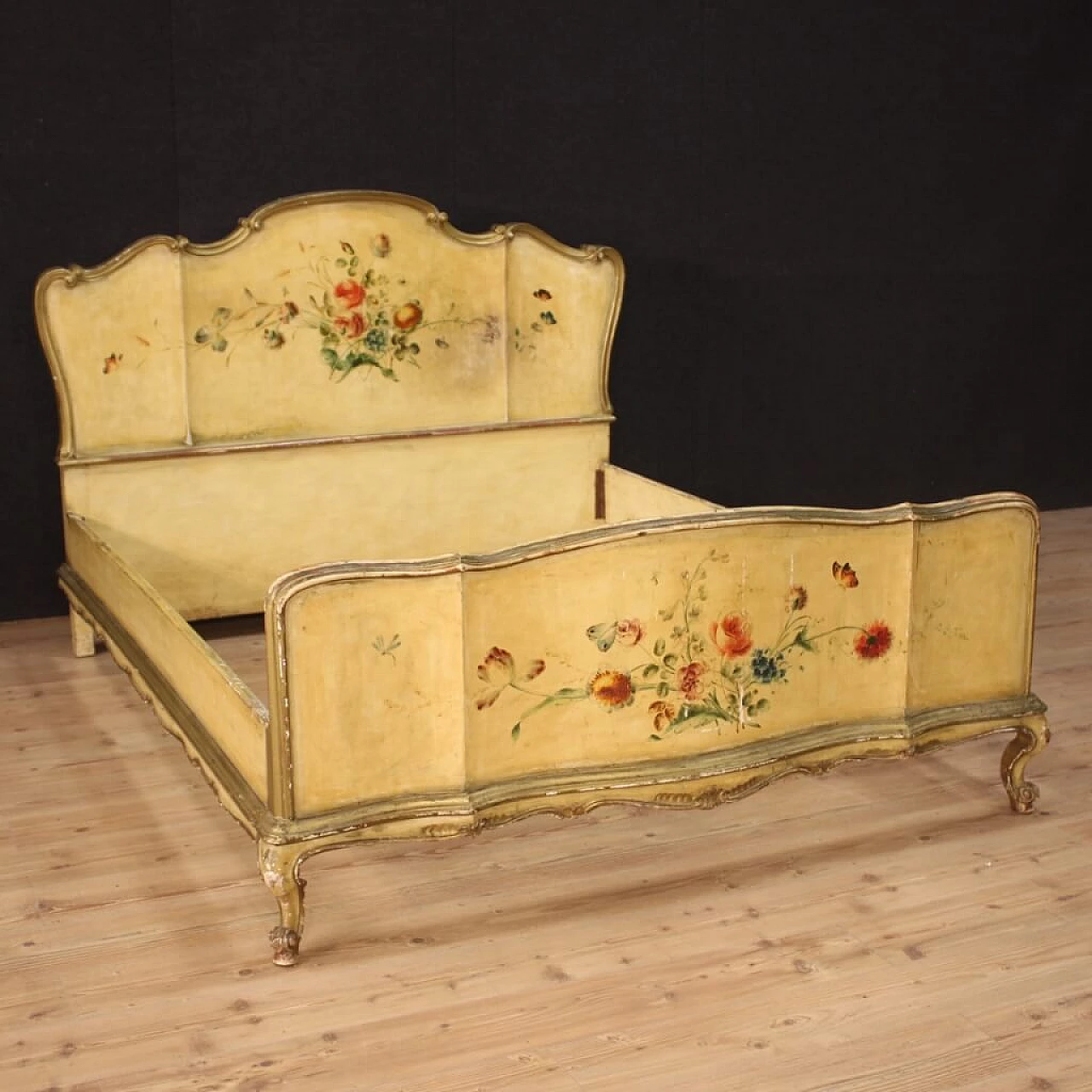 Lacquered and painted Venetian double bed 1066745
