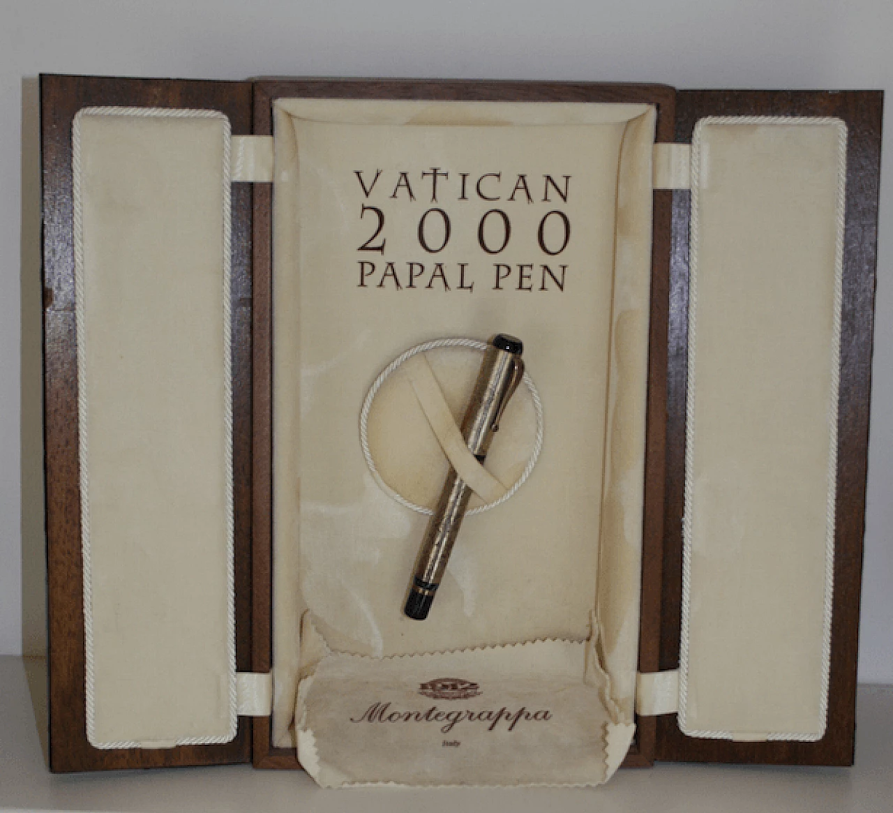 Penna Stilografica Montegrappa Vatican 2000 Papal Pen 1067254