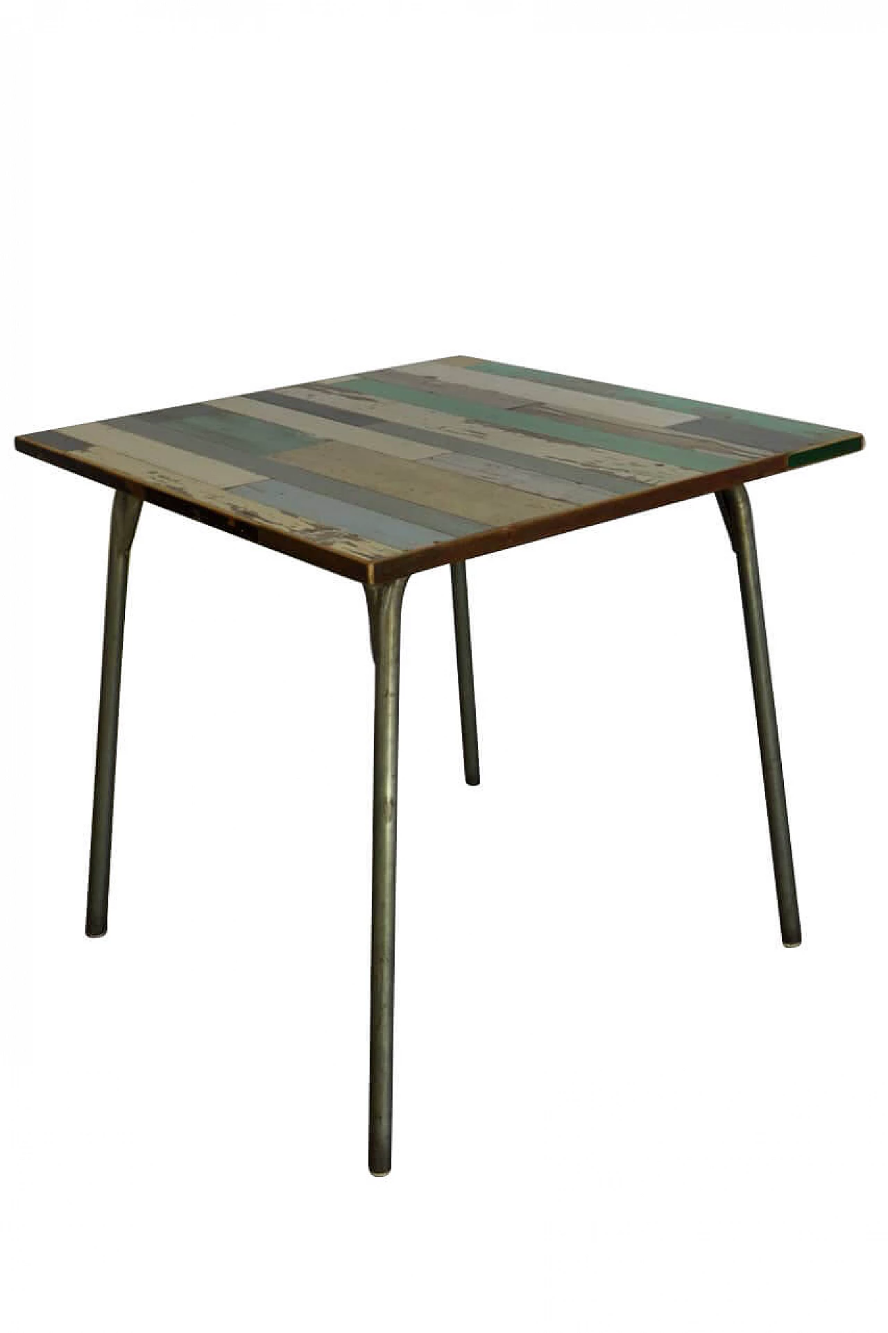 Table with wooden patchwork top 1067363