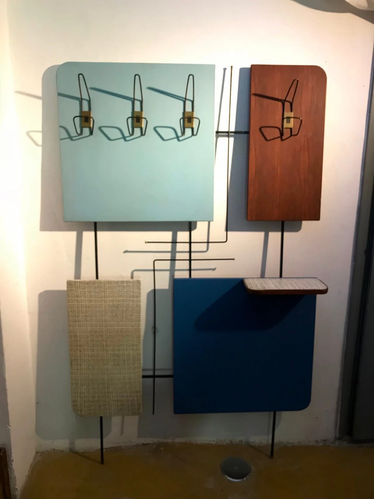 Appendiabiti da parete anni '60 5