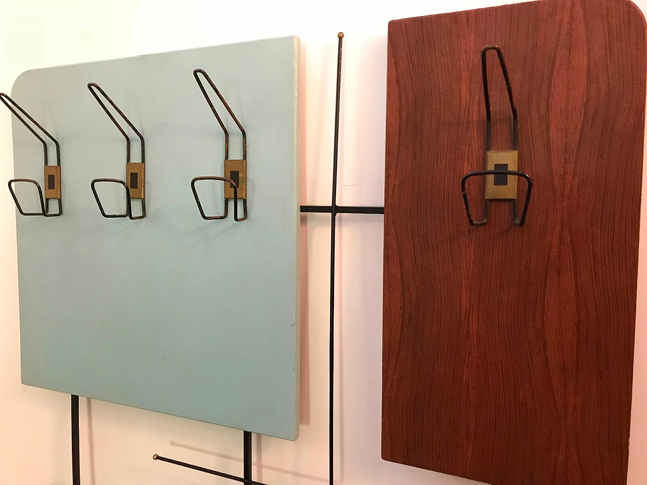 Appendiabiti da parete anni '60 4