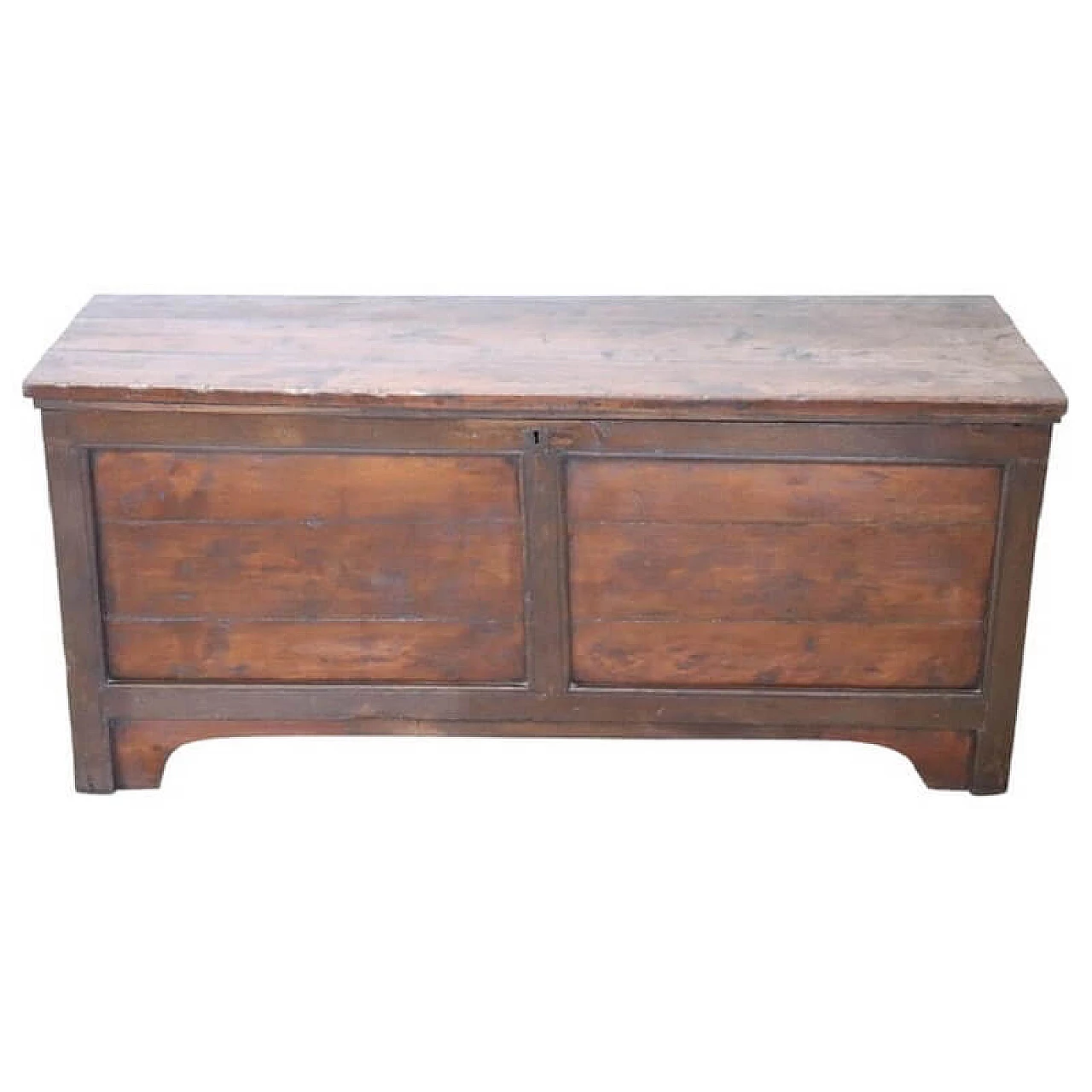 Chestnut antique chest, XVIII century 1067871