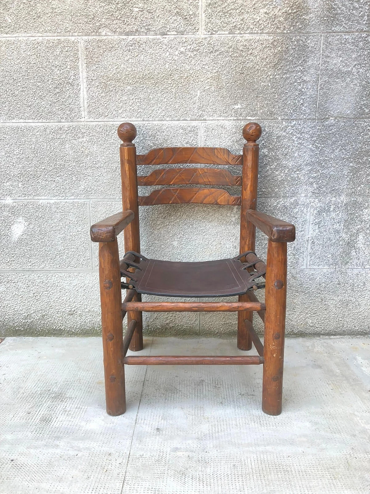 Leather and solid wood armchair, 1960s 4