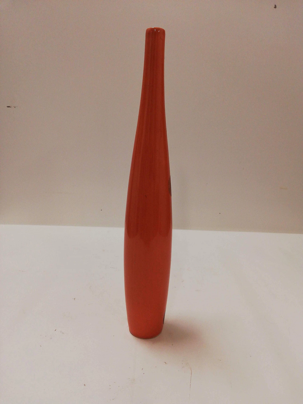 Vaso per singolo fiore in ceramica smaltata arancione, anni '70 1068121
