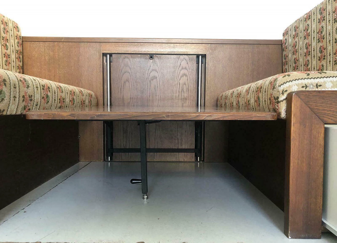 Corner living room with coffee table, '60s 1068819