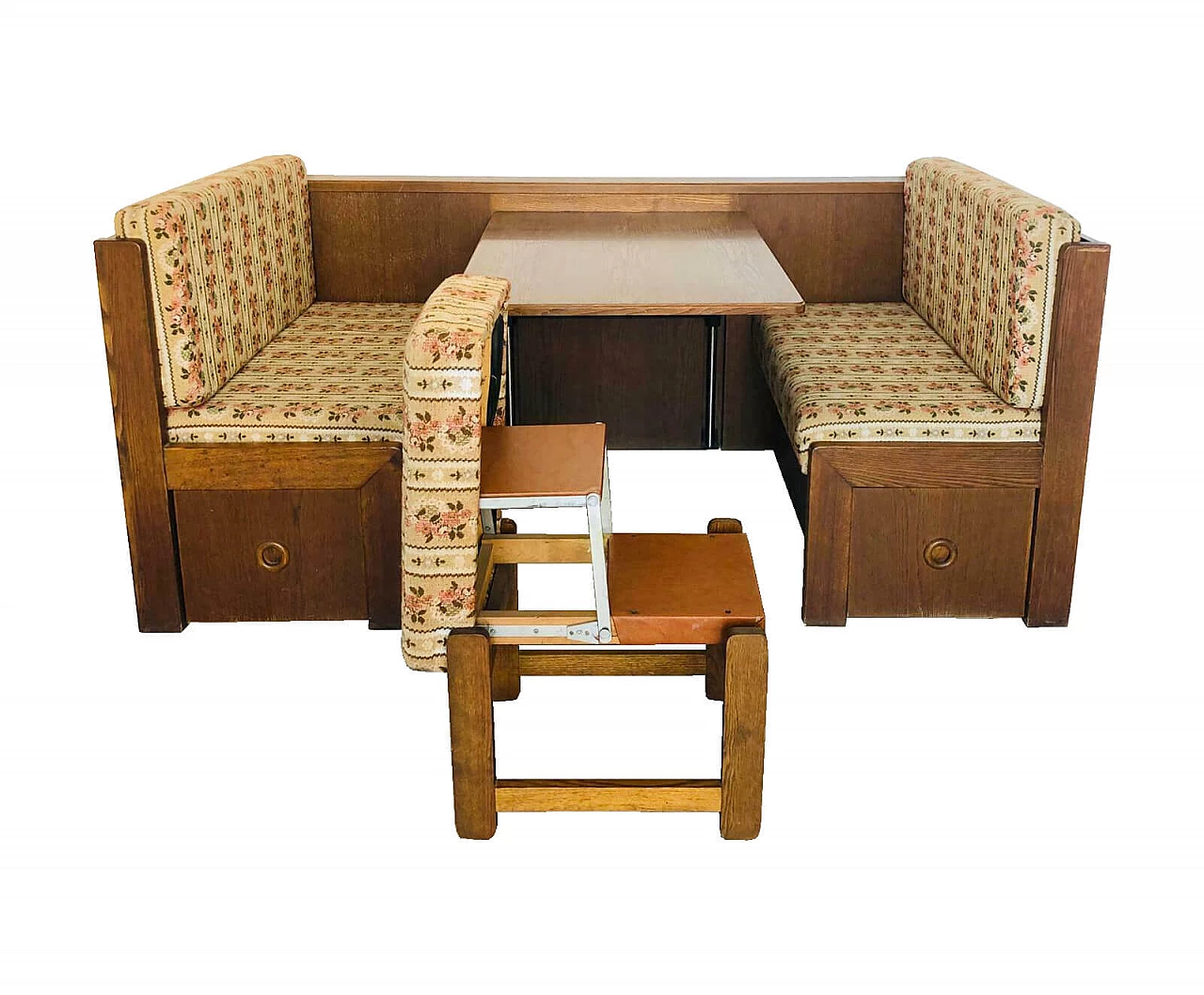 Corner living room with coffee table, '60s 1068971