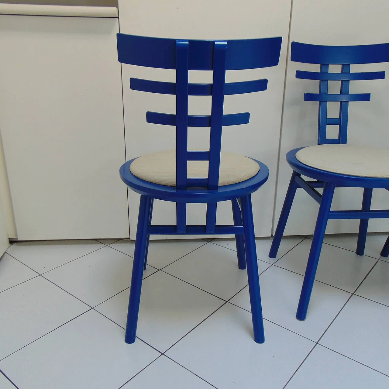 4 sedie blu di De Pas, D'urbino, Lomazzi per Sormani, anni '80 1069339