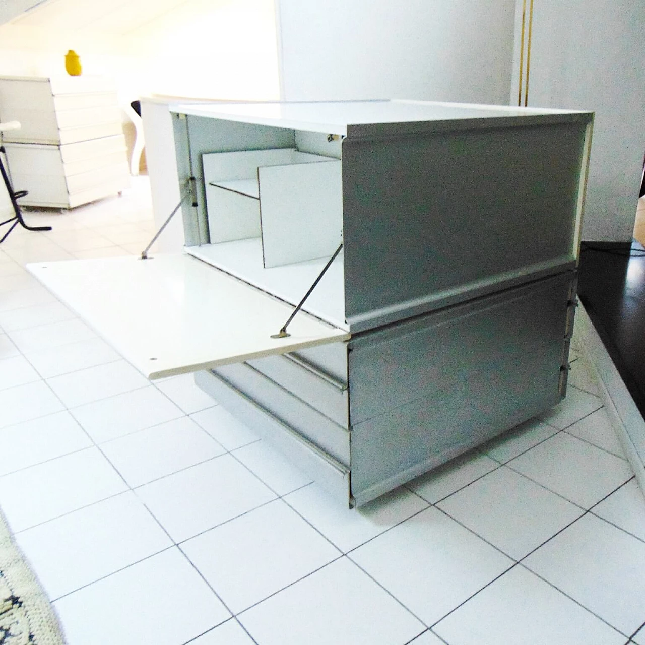 1960s Claudio Salocchi Bar Unit, Aluminium, White Lacquer for Sormani, Italy 1069349