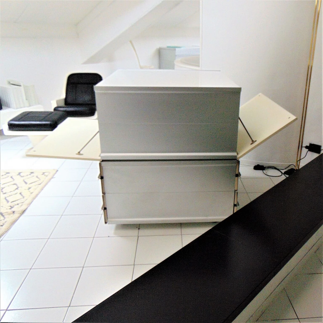 1960s Claudio Salocchi Bar Unit, Aluminium, White Lacquer for Sormani, Italy 1069358