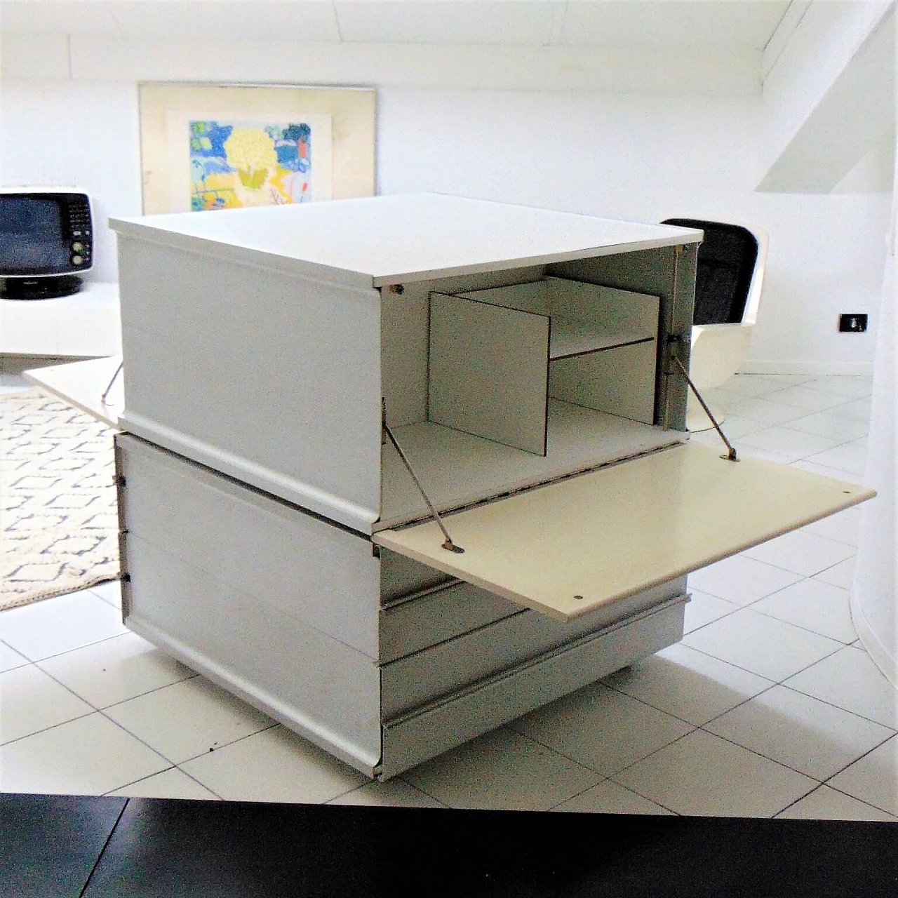 1960s Claudio Salocchi Bar Unit, Aluminium, White Lacquer for Sormani, Italy 1069362