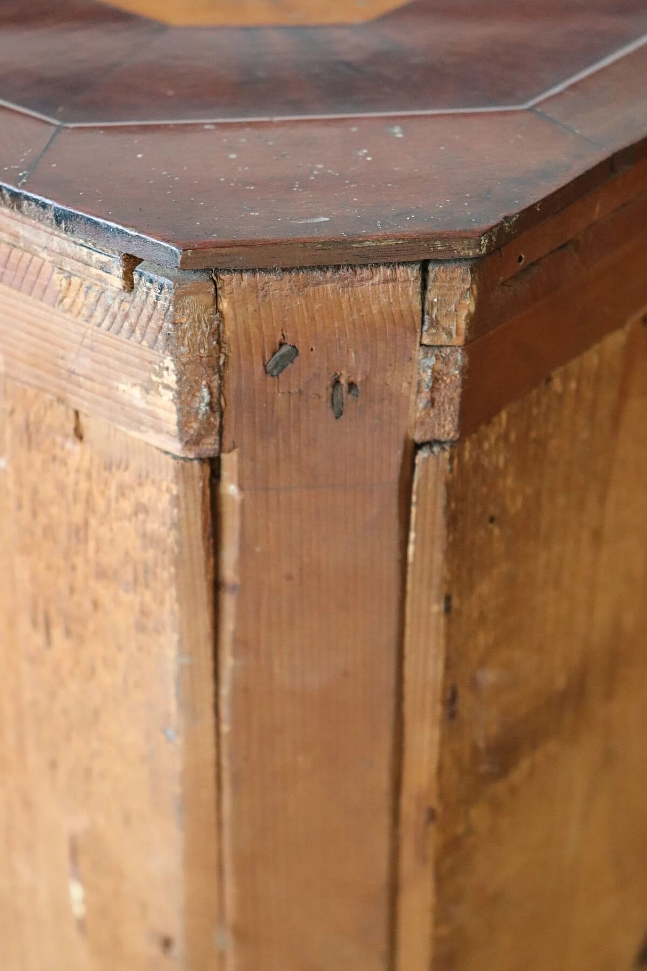 Coppia di angoliere antiche in mogano epoca Carlo X, primi sec XIX 1070738