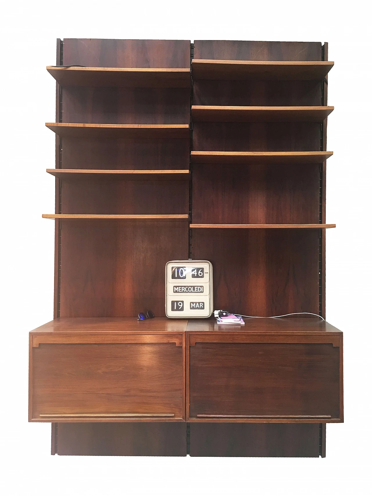 Rosewood bookcase by Gianfranco Frattini for Bernini, Italian manufacture 1070956
