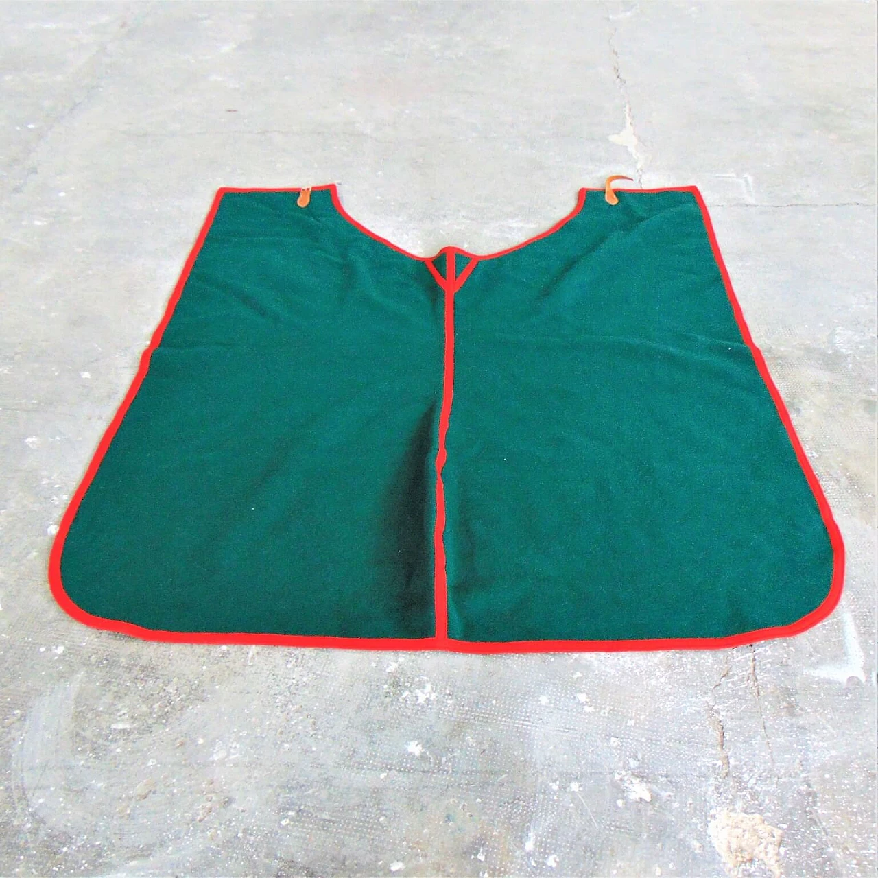 Green handmade Selleria Pariani blanket, pure new wool, red profiles and leather, 1980 1071694