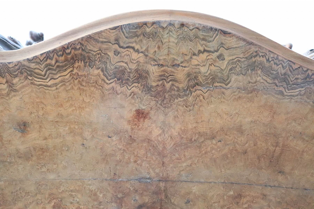 Grande tavolo antico a biscotto in noce e radica alta epoca secolo XIX 1072805