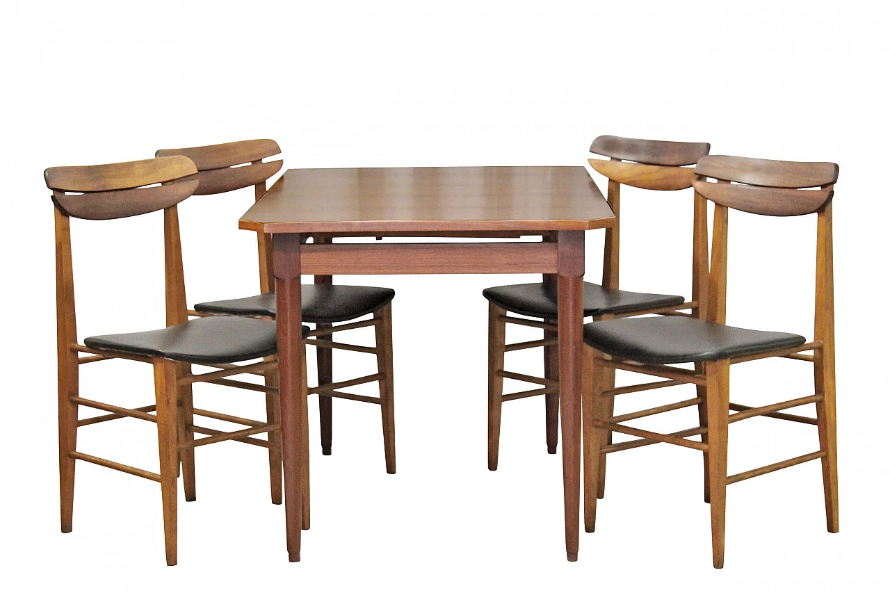 Tavolo e 4 sedie in stile scandinavo 1072924