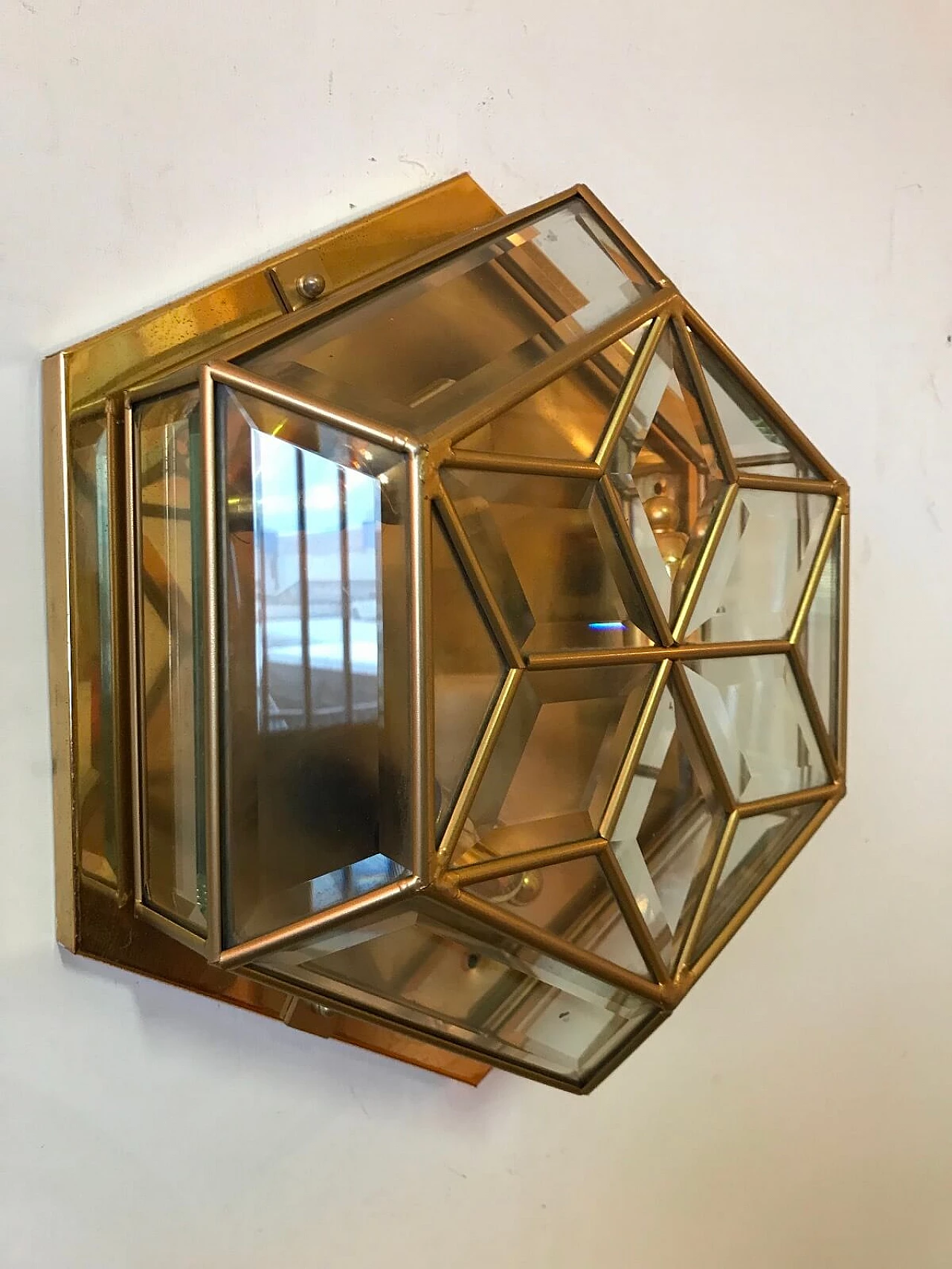 Coppia di plafoniere in ottone e vetro molato  5