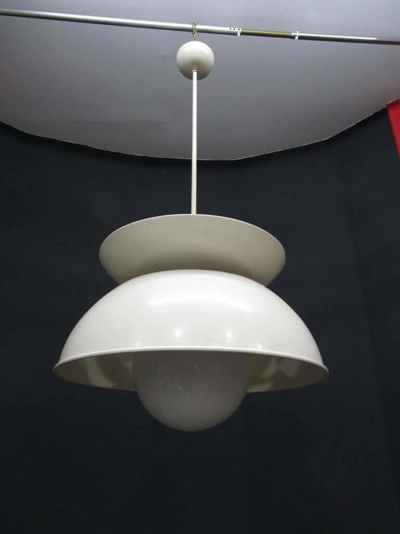 Lampada bianca Cetra di Vico Magistretti per Artemide, anni '60 1073780