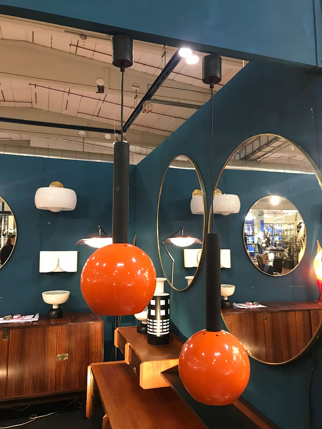 Coppia di lampade da soffitto arancioni, Reggiani, anni '60 1073837