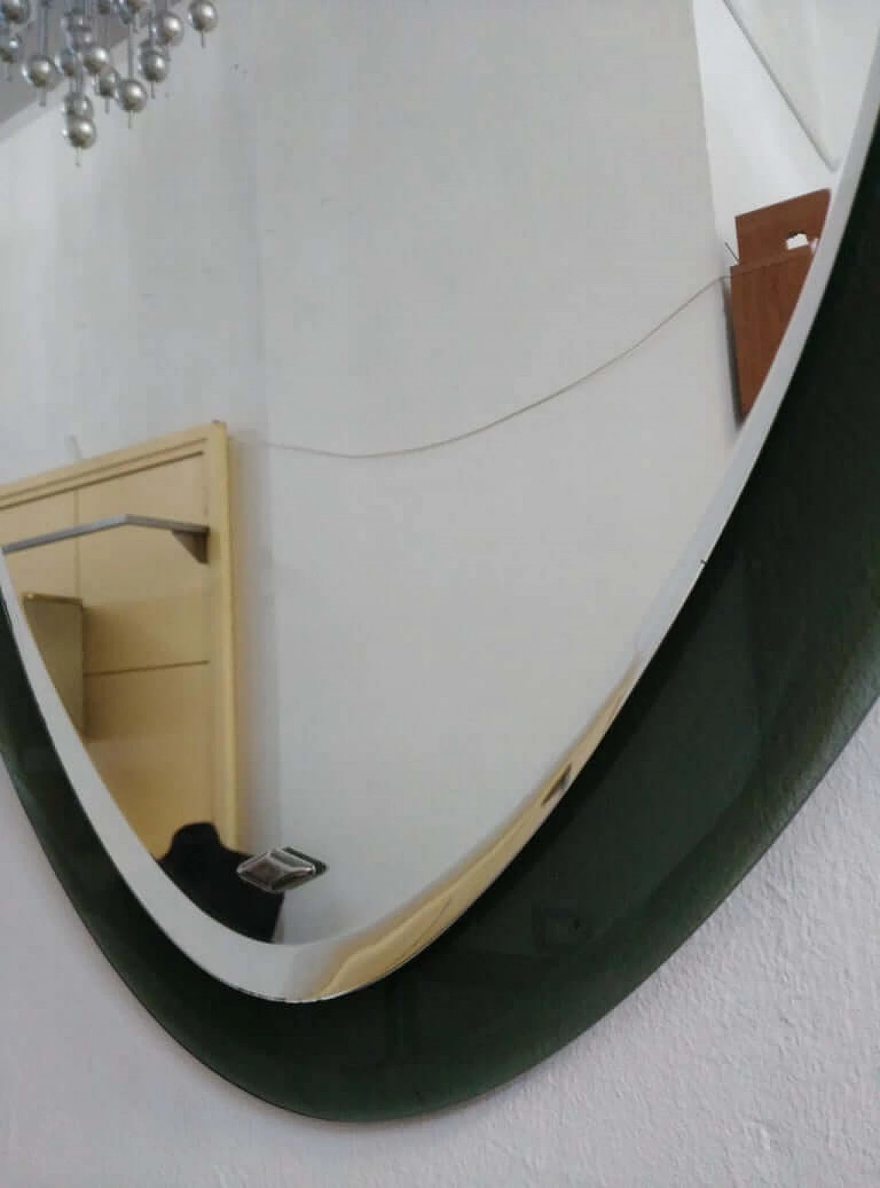 Mid-century glass teardrop wall mirror,  italian manifacture 1073916