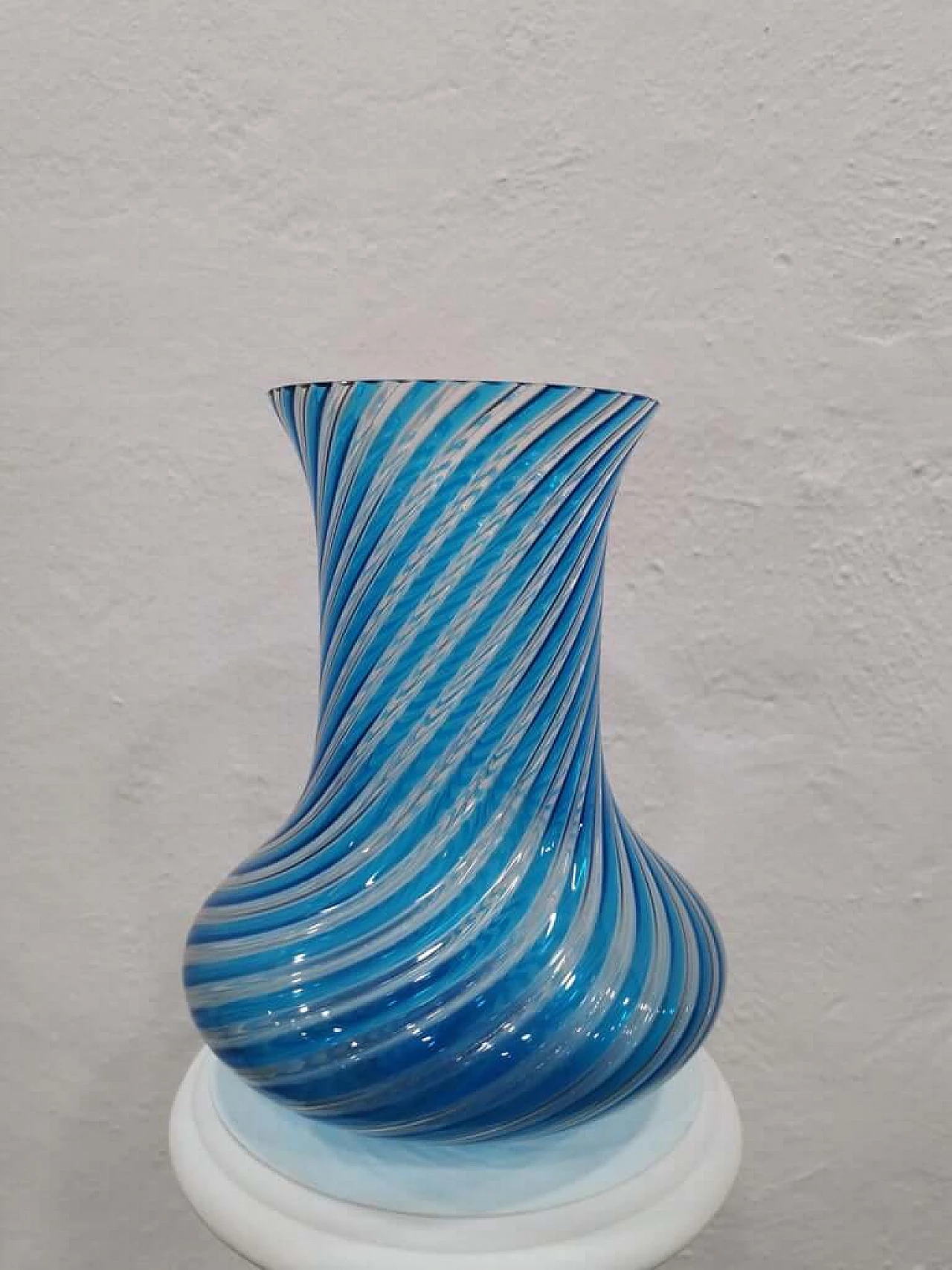 Vase in blown glass with cane working, attributed to Venini 1073999