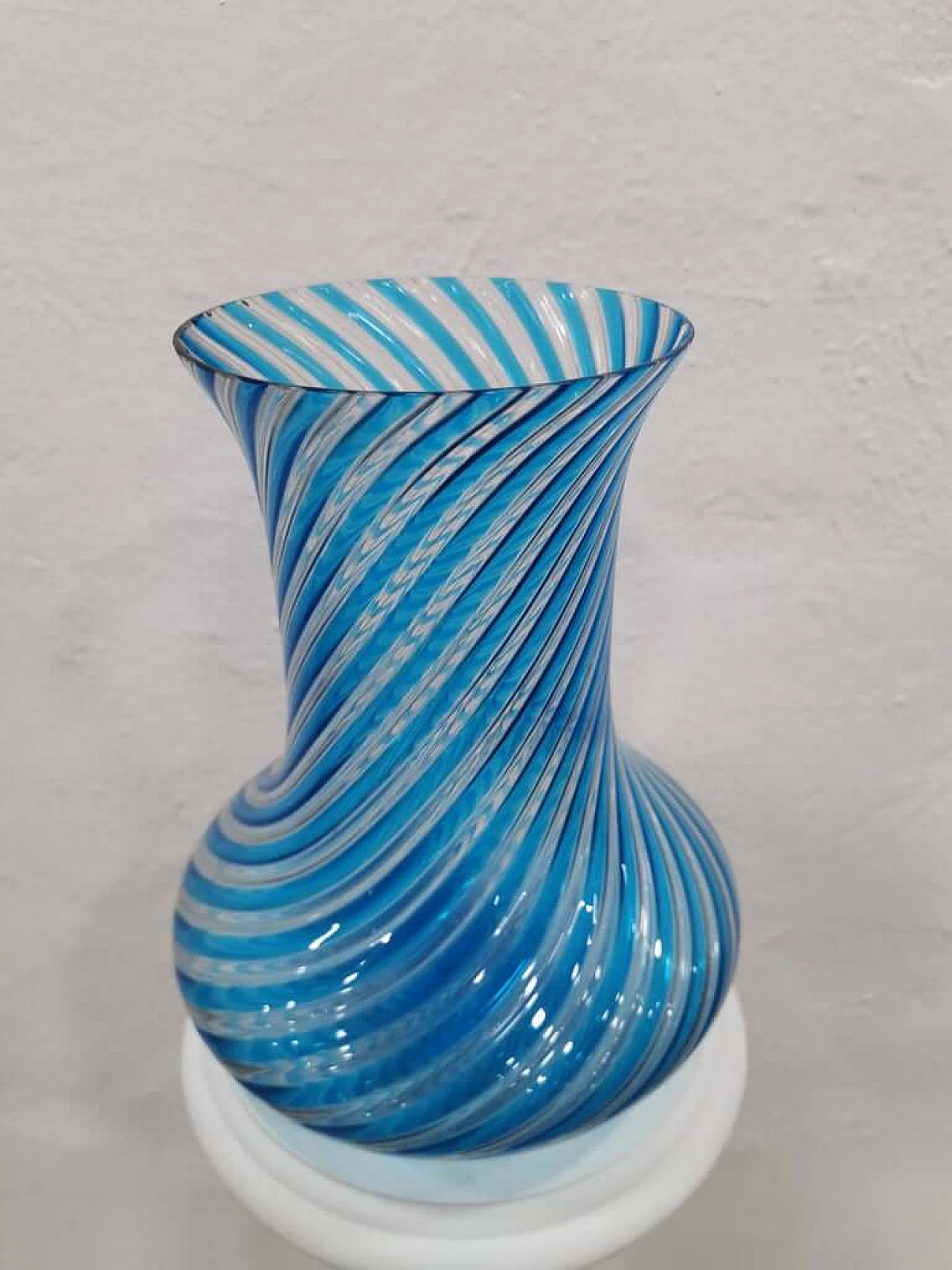 Vase in blown glass with cane working, attributed to Venini 1074001