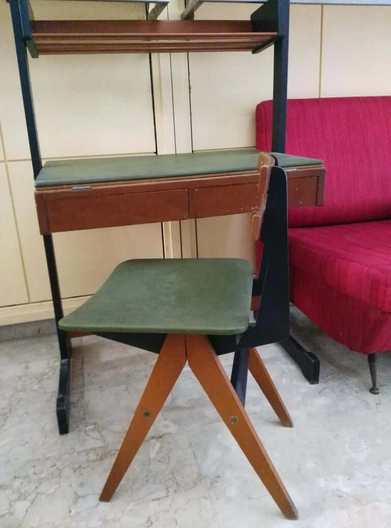 Desk and chair in wood and metal by the Reguitti brothers in Italy Mid-century 1074072