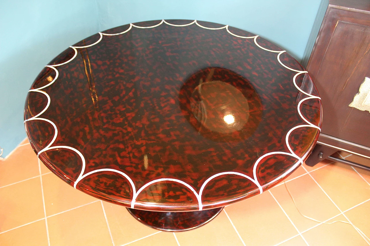 Turtle lacquered mahogany round table with mother-of-pearl inlays 1074154