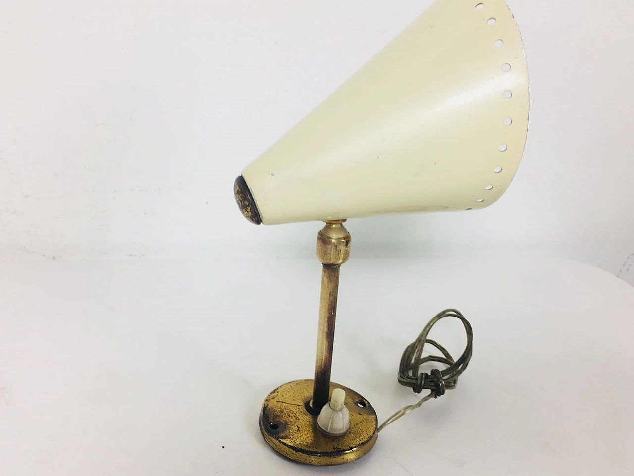 Applique bianca Stilnovo in ottone, anni '50 5