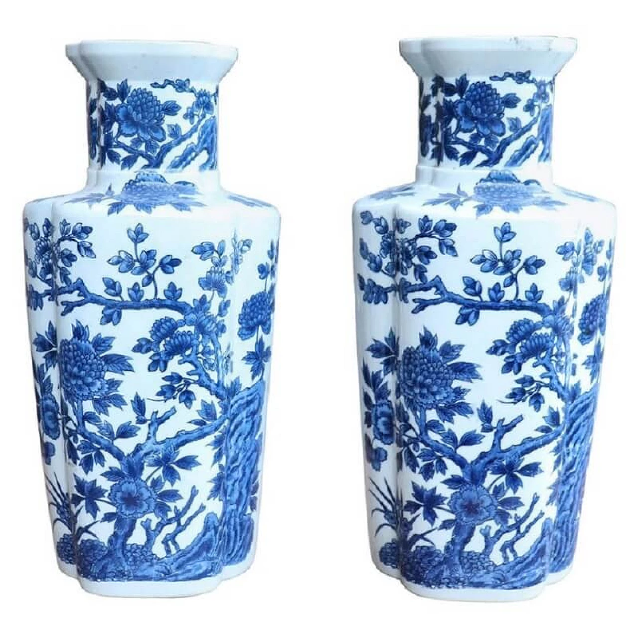 Coppia di grandi vasi in ceramica decoro ramages blu 1074478