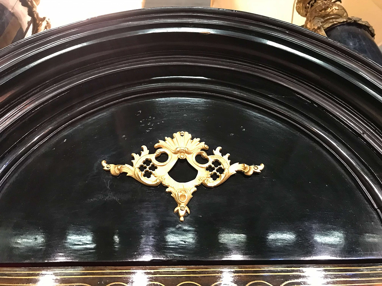 Antique French ebonized cabinet or showcase with turtleshell details, 18th century 1074578