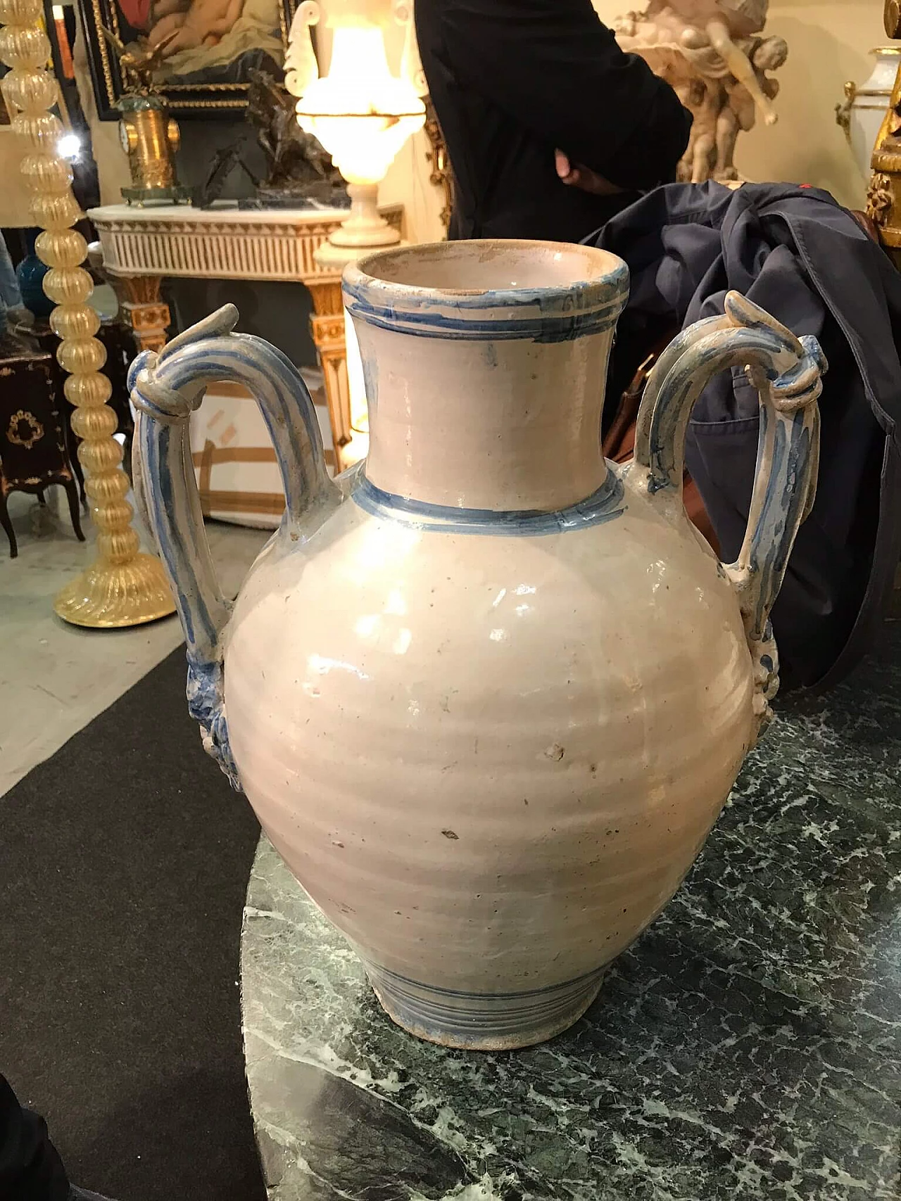 Neapolitan Vase  by Andrea Vaccari in blue painted majolica, 18th century 1074600