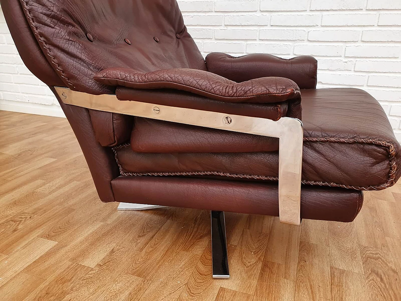 Swedish loungechair by Arne Norell, leather and chrome steel,  70s 1075048