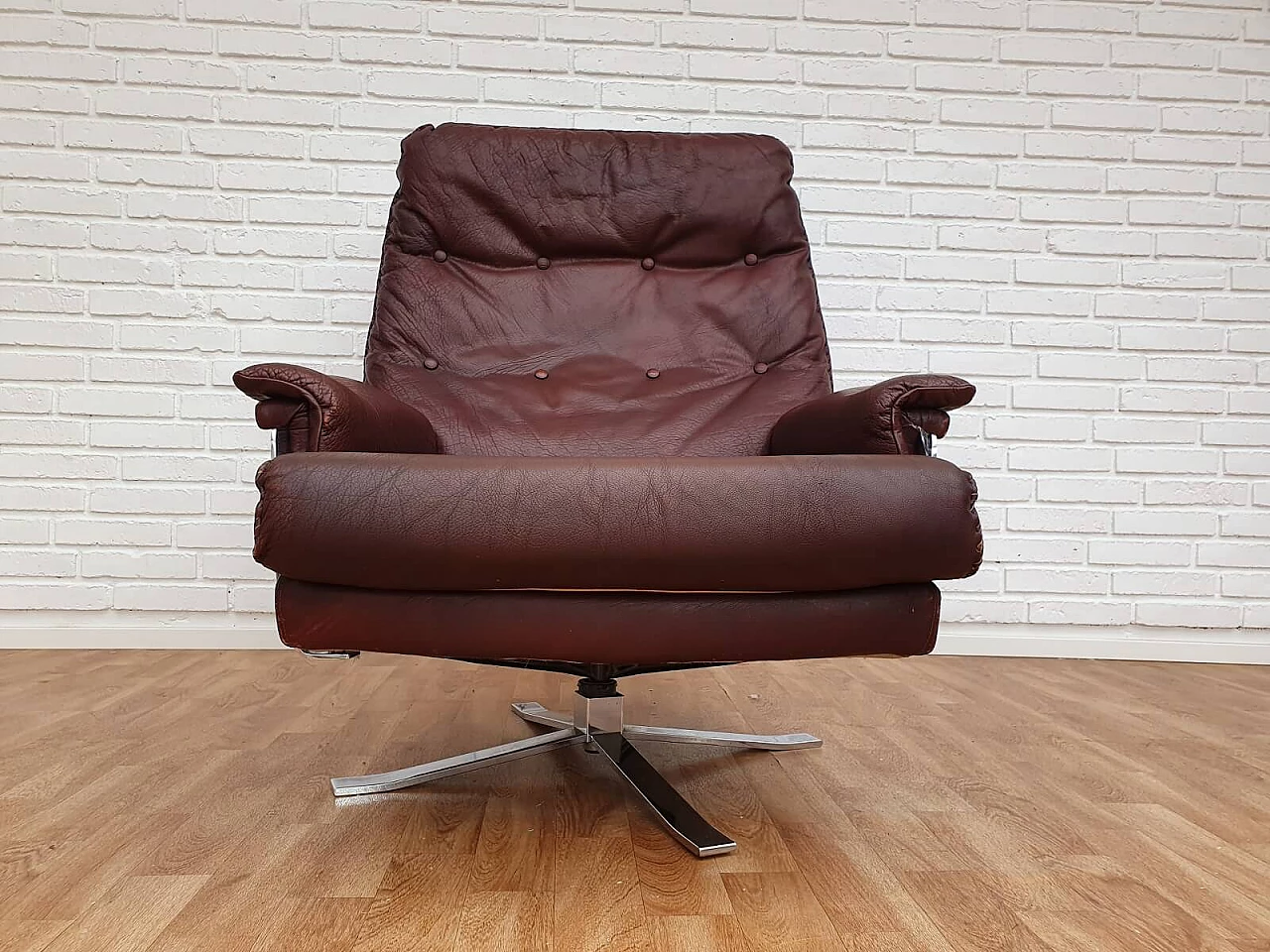 Swedish loungechair by Arne Norell, leather and chrome steel,  70s 1075057