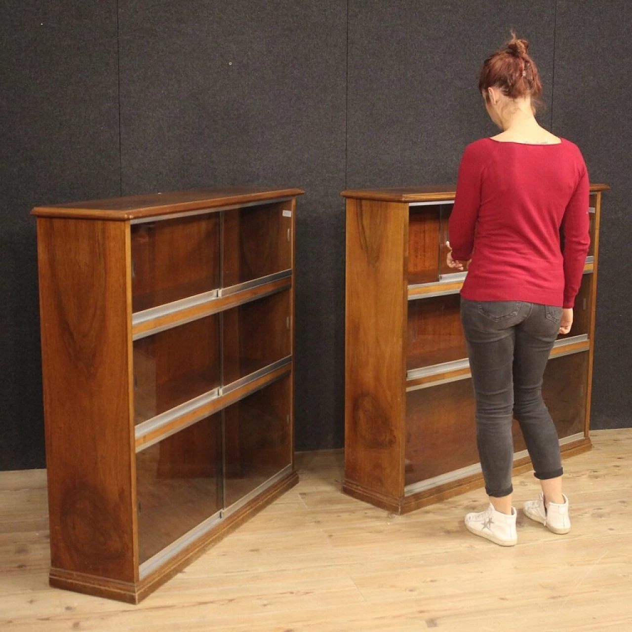 Pair of Italian walnut bookcases 1075213